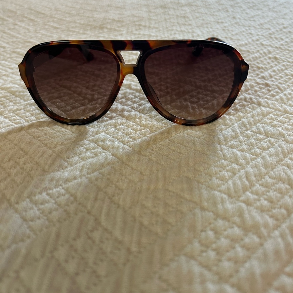 Jessica Simpson Tortoiseshell Brown Aviator Sunglasses